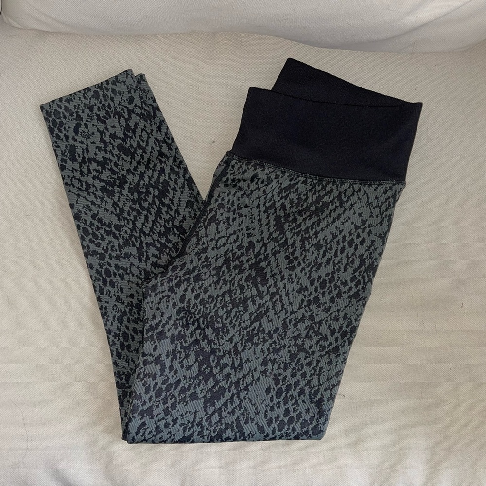 OFFLINE by Aerie Leggings